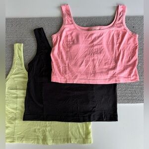 Universal Thread Set/3 Pink Yellow Charcoal Seamed Cropped Tank Tops Size XS
